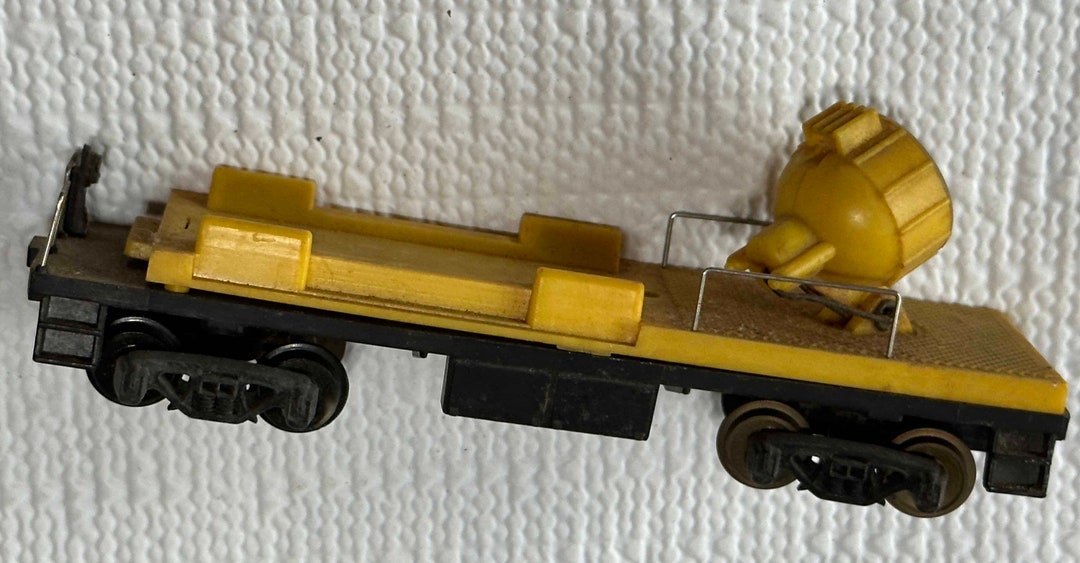 Vintage Flatbed Train Car With Spotlight HO Scale Used Etsy