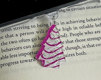Pink Glitter Holiday Kindle charm, USB-C dust plug, Kindle decor, e-reader charm, bookish gift, gift for her, phone charm, Kindle Paperwhite