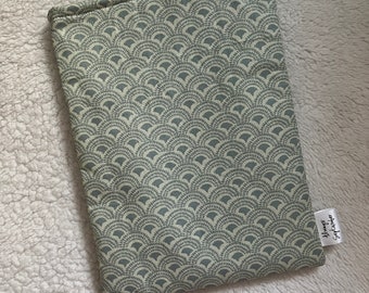 High Victorian Gothic Grey Bookish Sleeve/iPad/Tablet Cover
