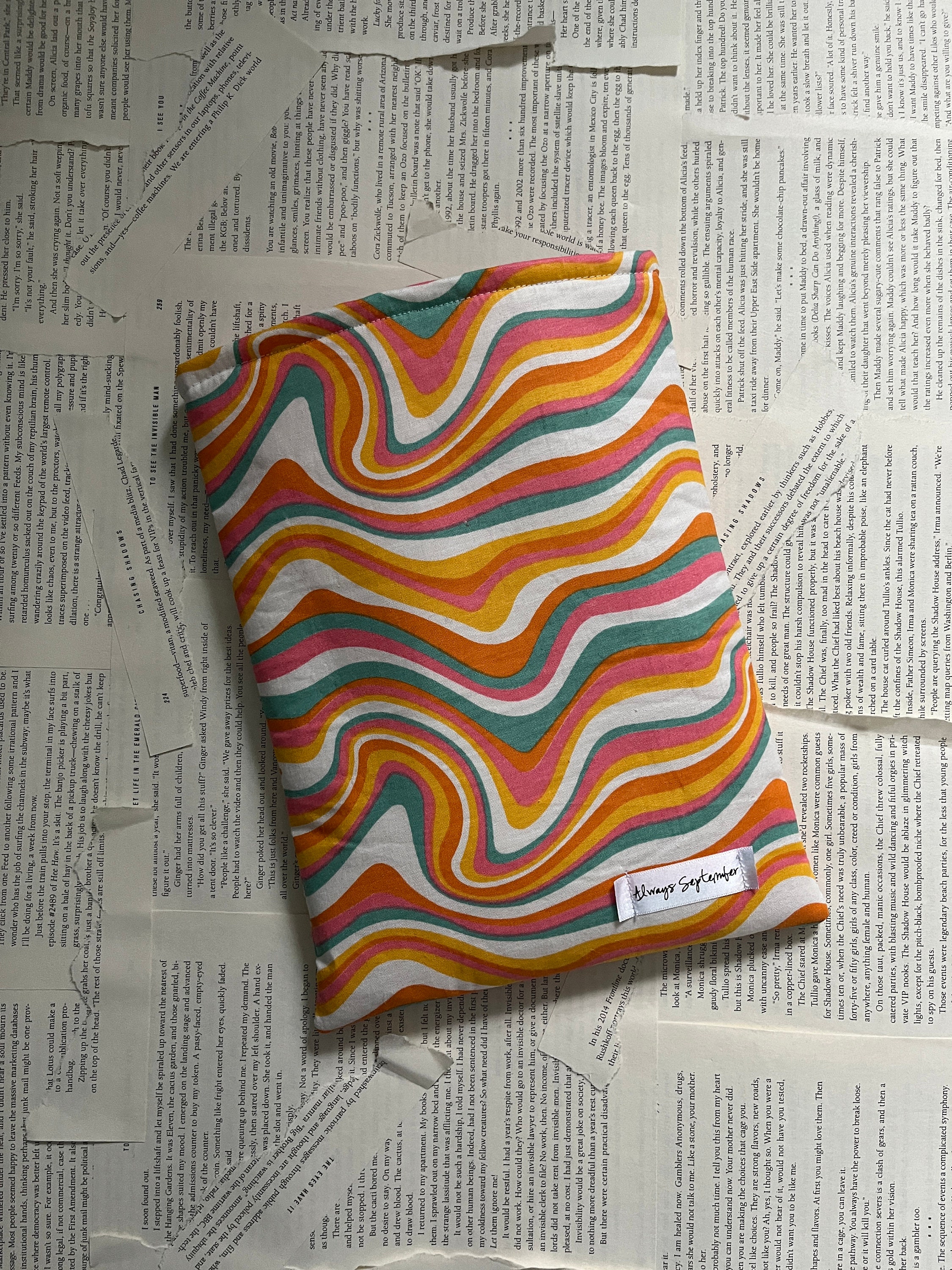 Groovy Melting Stripes Bookish Sleeve/ipad/tablet Cover - Etsy