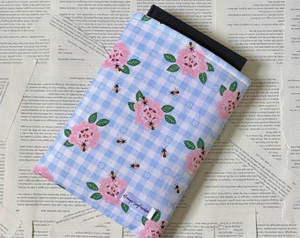 Bee-utiful Day Inpsired Bookish Sleeve/iPad/Tablet Cover