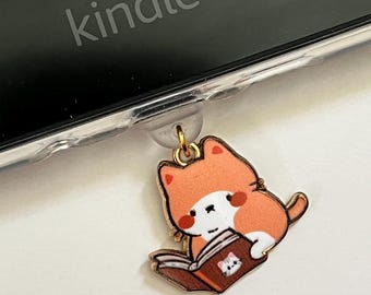 Kindle Charm: Cats Reading USB-C Dust Plug, E-reader Decor