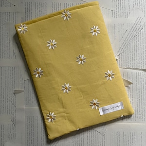 Embroidered Yellow Daisies Bookish Sleeve/iPad/Tablet Cover
