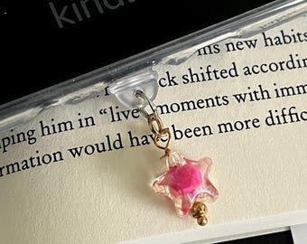 Dainty Coloured Star Kindle charm, USB-C dust plug, Kindle decor, e-reader charm, bookish gift, gift for her, phone charm, Kindle Paperwhite