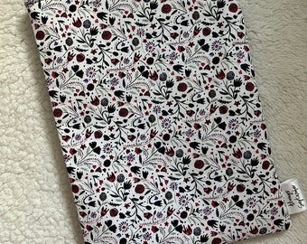 Navy Blue Victorian Flowers Bookish Sleeve/iPad/Tablet Cover