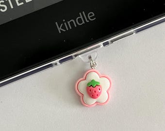 Strawberry Flower Kindle charm, USB-C dust plug, Kindle decor, e-reader charm, bookish gift, gift for her, phone charm, Kindle Paperwhite