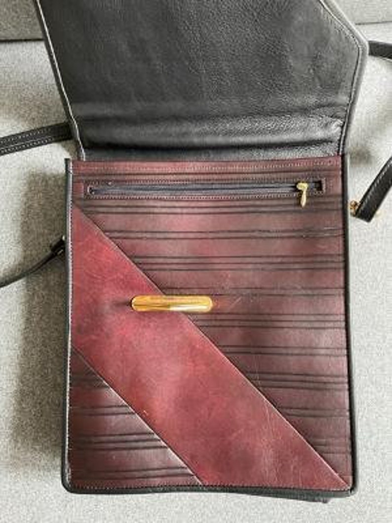 Vintage Leather Messenger Bag by Roche, Slim Vertical Case, Embossed Burgundy Leather, Gold Tone Clasp, Documents Carrier, 1980s image 5