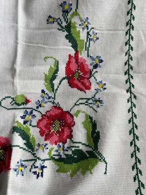 Fantástico Inesperado medallista Mantel de bordado Vintage Cross Stitch 49 por 48 pulgadas - Etsy España