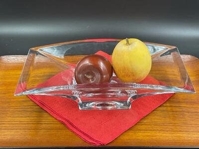 Nambe Crystal Bowl, Rectangular Shape, Planar Pattern, Beautiful