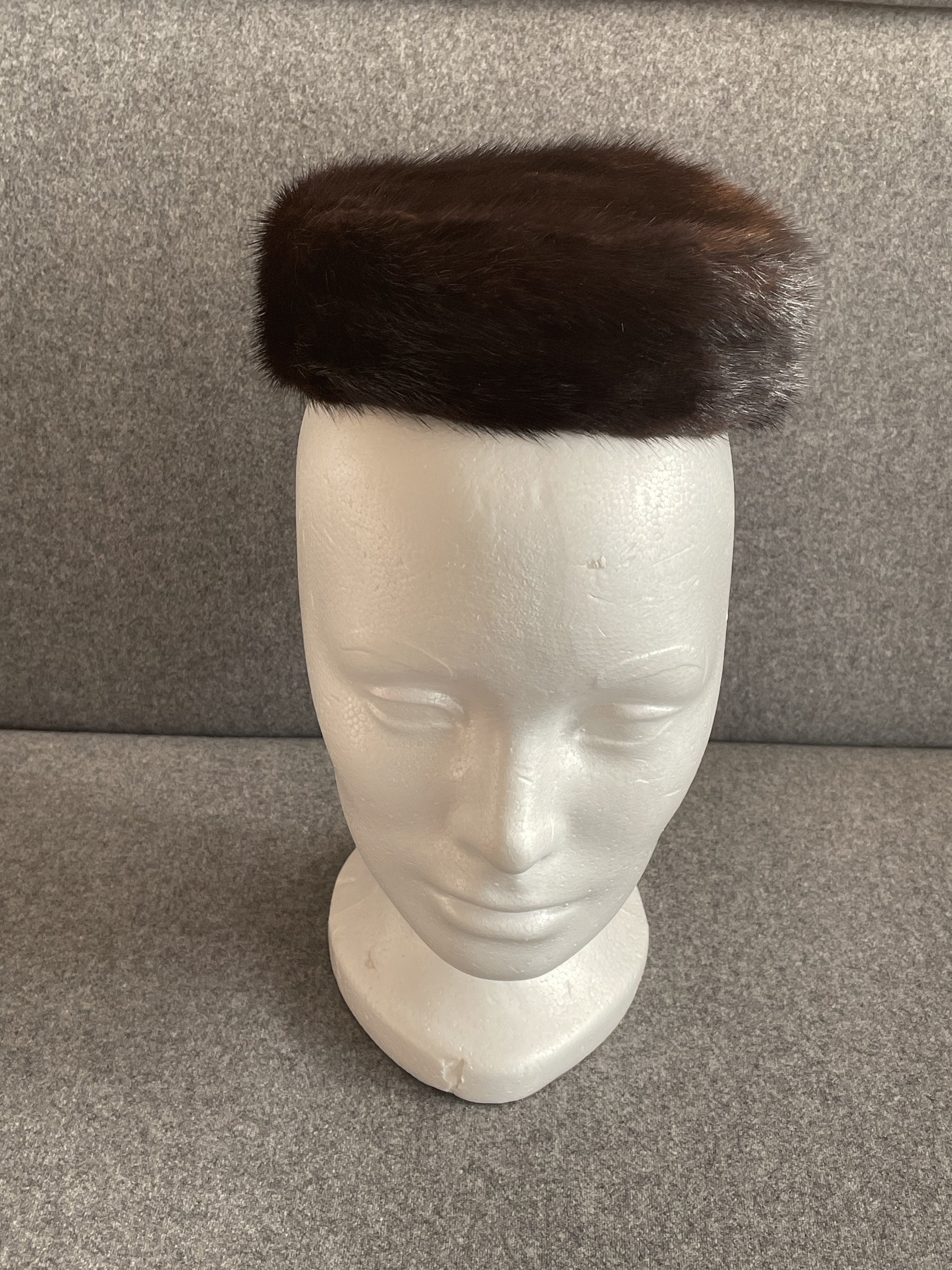 Vintage Mid Century 50s 60s Mink Pillbox Hat, Rich Natural Mink, Brown Velvet Mid Century Vintage Mink Pillbox Hat, Rich Natural Dark  main image 4