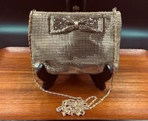 Vintage Gold Mesh Clutch or Crossbody, Bow Accent… - image 2