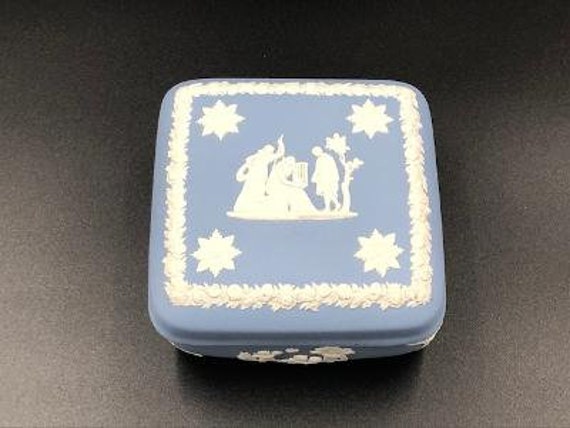 Vintage Wedgwood Jasperware SQUARE Trinket Ring Box with Lid Light Blue