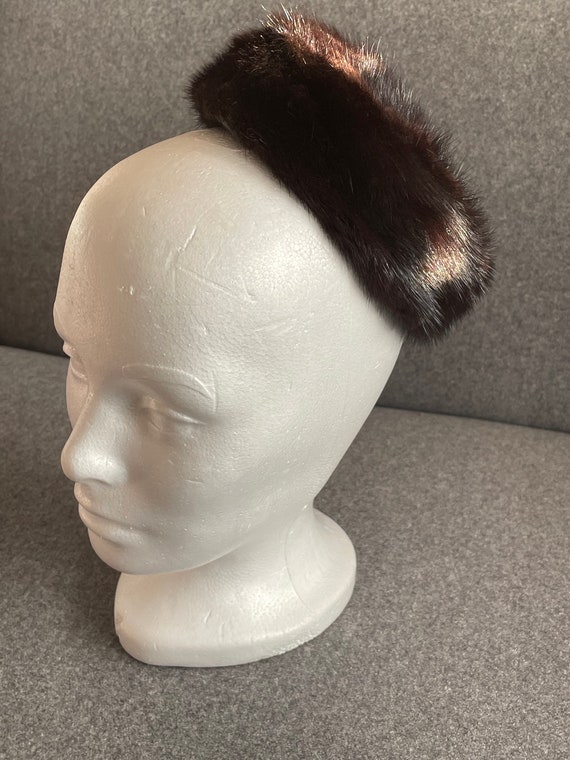 Mid Century Vintage Mink Pillbox Hat, Rich Natura… - image 7