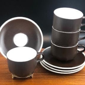 Vintage Vera Neumann Cups and Saucers in Bark Brown Pattern for Mikasa, Set of 4 for Tea or Coffee, Matte Espresso Brown Glaze, 1970s