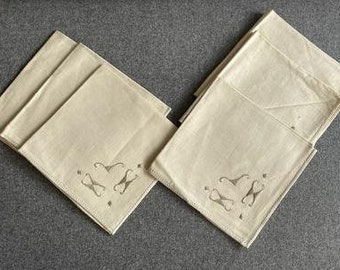 Mid Century Linen Napkins with Modernist Atomic Embroidered Design, Set of 6, Excellent Condition, Never Used