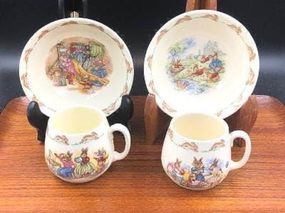 Sale! 美品 vintage ロイヤルドルトン Bunnykins Vintage Royal Doulton Bunnykins Child Set, Includes 2 Coupe Cereal