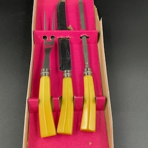 Vintage Three Piece Carving Set with Butterscotch Bakelite Handles by Regent Sheffield, in Original Box, Made in England, 1960s