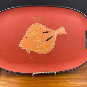 Mid Century Oval Serving Tray by Tilso, Fish Design and Niagara Falls, Fiberboard with Wrapped Handles, Made in Japan, 1960s