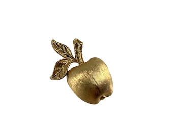 Vintage Avon Gold Tone Apple Brooch Pin Teacher Lapel 1.25"