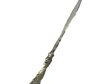 Vintage Twisted Butter Knife Oneida Narcissus Floral Pattern Silver Plate 7.25"