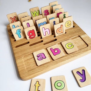 Geschenk für Kleinkind Alphabet-Tafel mit farbigen Kleinbuchstaben Waldorf Montessori Alphabet-Laufkarten Bewegliches Alphabet-Spielzeug für zu Hause