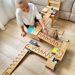 Kids gift wooden marble run race marble machine winding track set wooden ball run ramps for child marble track birthday for ages 4+