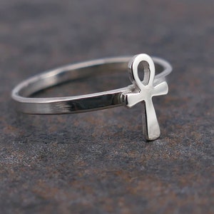 Sterling silver ankh ring, egyptian cross