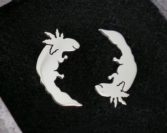 Boucles d'oreilles axolotl en argent sterling : clous d'oreilles salamandre plaqués or 24 carats