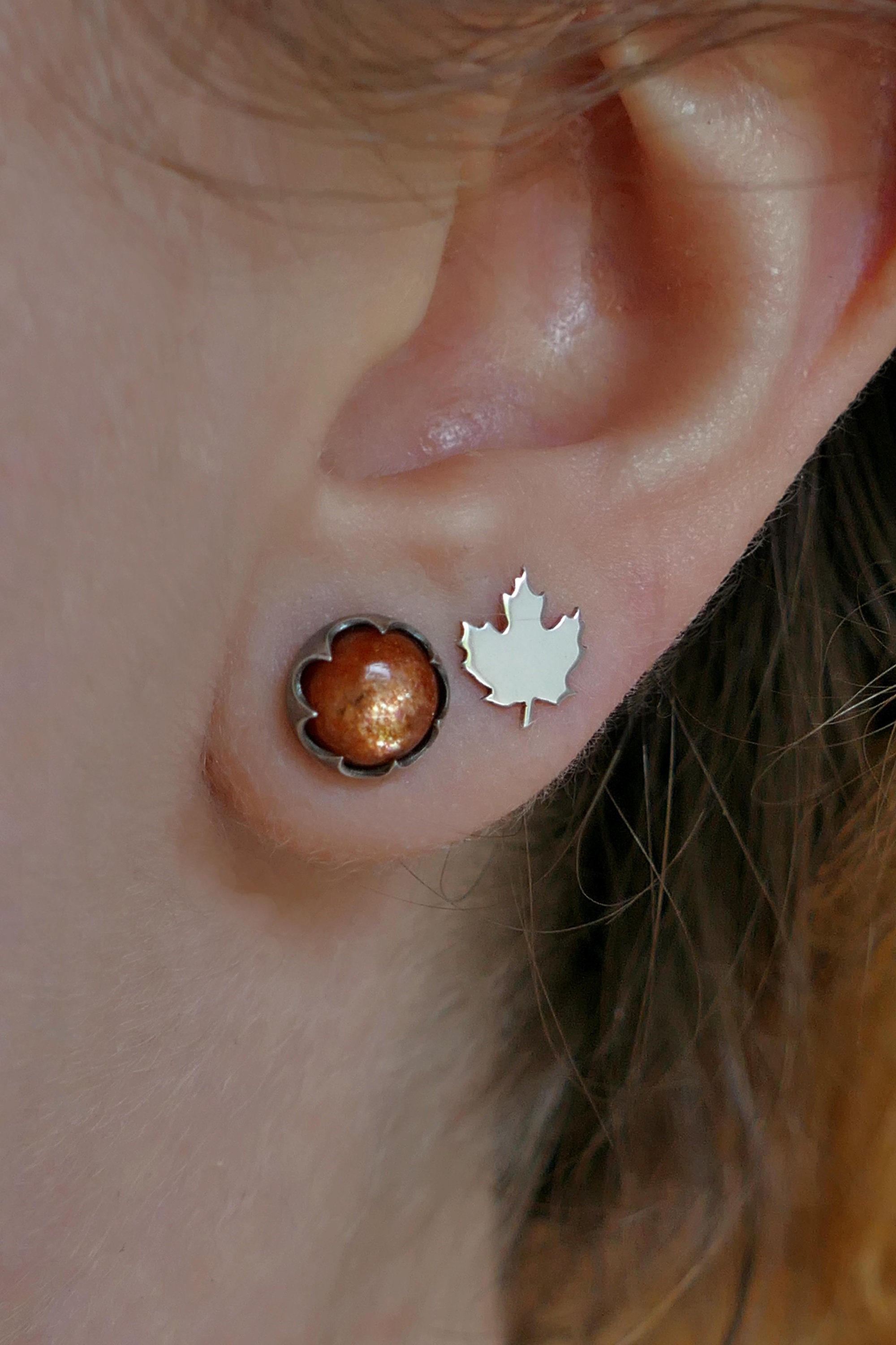 925 Sterling Silver Maple Leaf Stud Earrings – Canadian Maple Tree Leaves – Jewellerybox HAR-0226