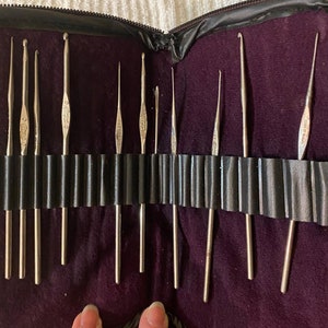 Tatting/Crochet Hook. Vintage Crochet/Tatting Hooks. Susan Bates, Boye Brand Crochet/Tatting Hooks. Various Sizes.  Metal. Choice