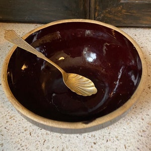 Small Stoneware Serving Bowl. USA Brown Stoneware Bowl. Embossed Design on Small Brightly Glazed Vintage Bowl. Ceramic Stoneware USA Bowl