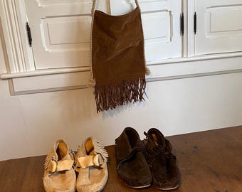 Moccasins/Handbag. Leather Shoes/Fringed Handbag. Hippie, Native American, Retro Unisex Shoes. Size 7, 7 1/2 Women