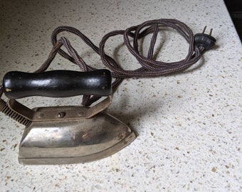 Vintage Electric Travel Iron Folding Travel Iron Electric iron Travelling Iron Bakelite Handle