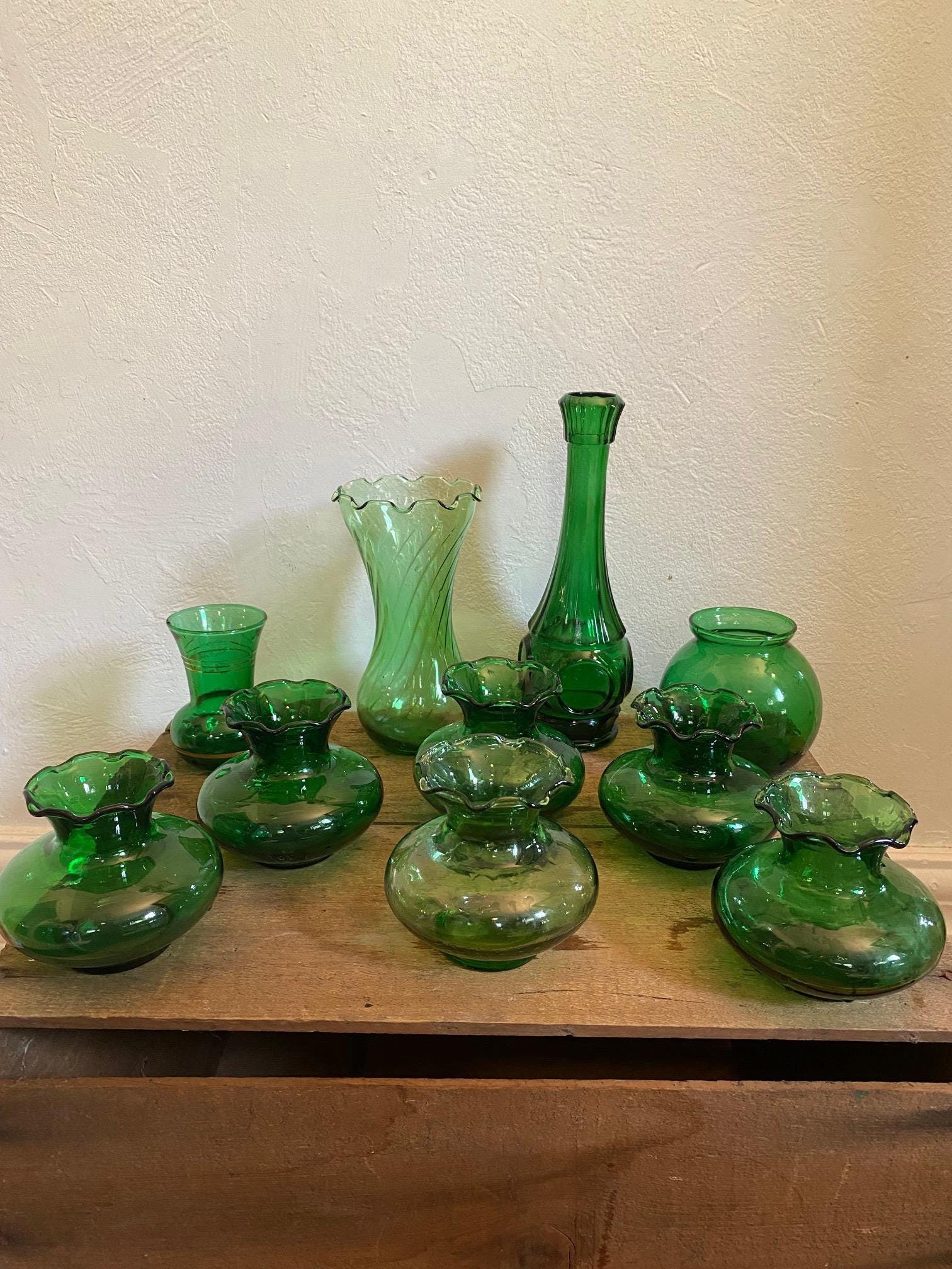 Vintage green vase - Etsy 日本 Vintage green vase - Etsy 日本