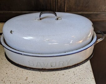 small enamel roasting pan with lid