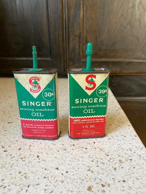 Singer Oil Can. Sewing Machine Oil Can. Vintage Memorabilia