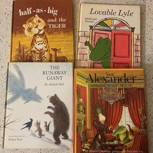 Weekly Reader Book. 60s Kid Picture Book. 50s Large Early Reader Collectible Books. Animal Kids&#39; Books. Choice
