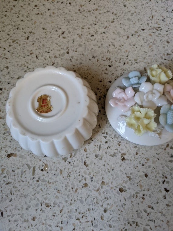 Floral Ring Box. Porcelain Engagement Ring Box. C… - image 6