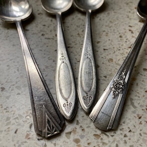 4 Serving Spoons. Art Deco  Silver Pattern Serving Spoons. Vintage Simple Silver Plate. Mix Match Silver Plate Simple Patterns.