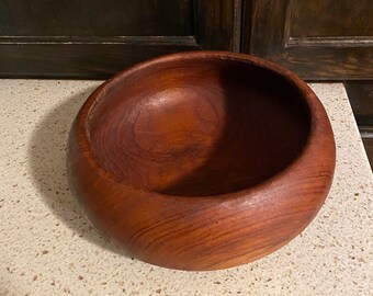 Large Serving Bowl. Teak Wood Salad Bowl.  Wood Centerpiece Display Bowl. Wood Table Decor. Rustic Lodge Table Decor