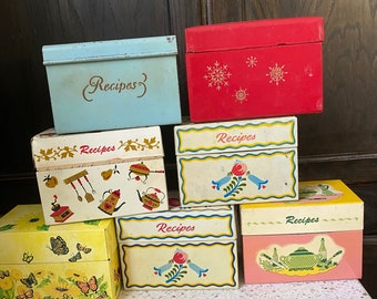 Vintage Metal Recipe Box. Retro Recipe Box w or w/out Recipes. Retro Floral/Kitchen Design Small Box,  Chef Grad Gift. Wedding Gift.