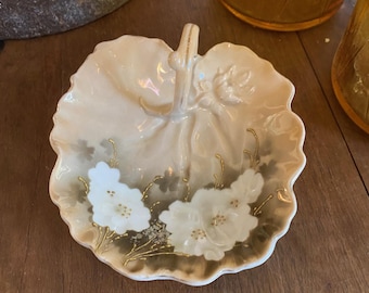 Single-Handle Trinket Dish. Nappy Tray.  Ivory, Gold, Taupe Jewel Dish. 1800s Prussia Hand Painted by Reinhold Schlegel.