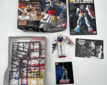Bandai Gundam RX-78-2 Combat Mobile Suit 1/144th Action Figure Model Kit # 11075