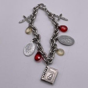 VTG Religious Charm Chain Bracelet Bible Cross Mary Catholic Silver Tone Red God