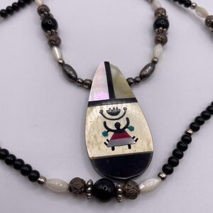 Santo Domingo Crown Dancer Necklace HEISHI Mother of Pearl Inlay Shell Necklace