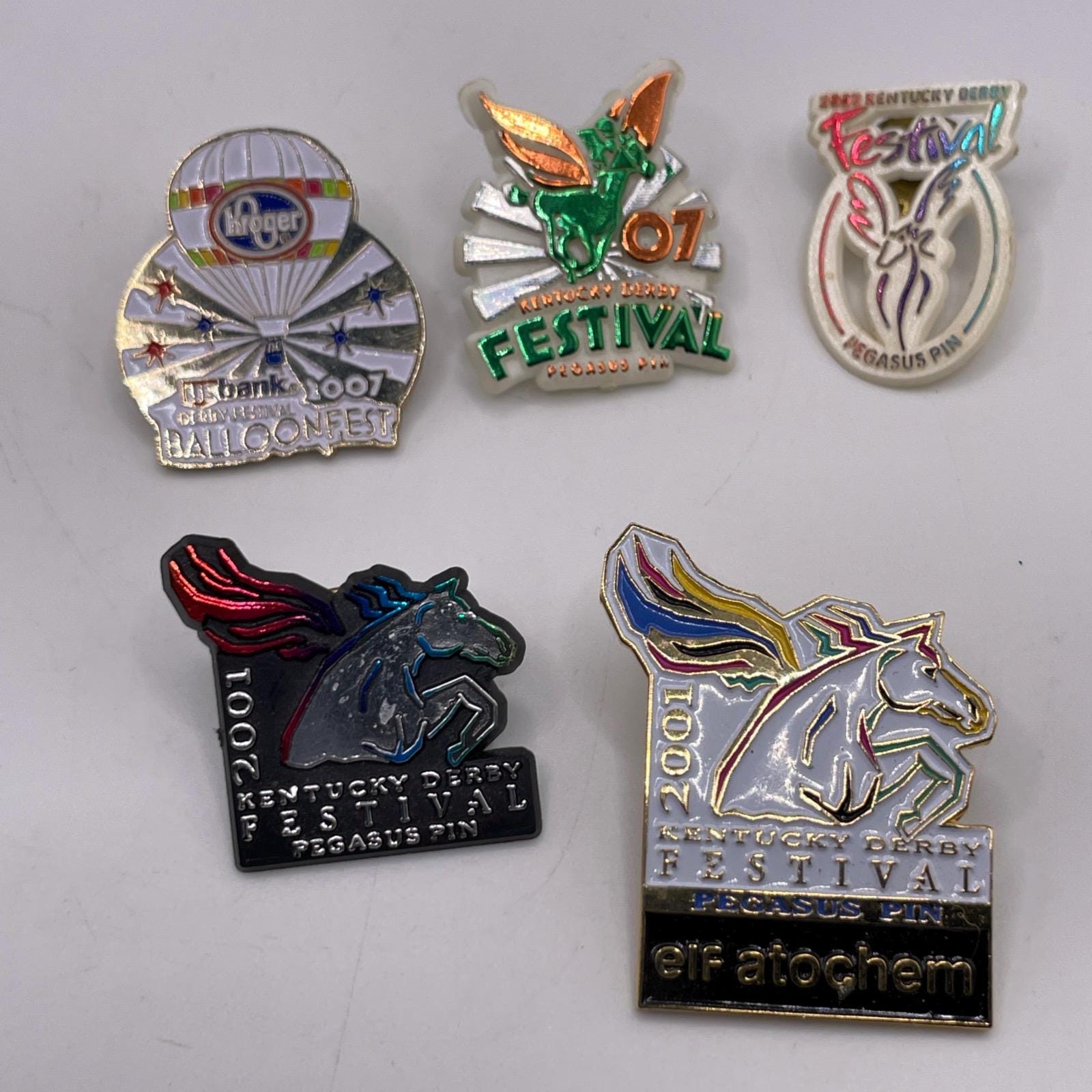 VTG 80年代～2020年ケンタッキーダービー競馬フェスティバルピンバッジ