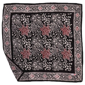 Hand dyed Batik Bandana Cotton Star Black Red 100% Soft Cotton Gift Gardening Planting Hiking Forehead Cover Sweat Bandanna Bakery Bake Gear
