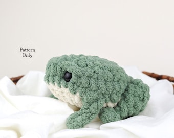 PATTERN/INSTRUCTIONS Frog, Low-Sew Frog Pattern, Frog Pattern, Crochet Frog Pattern, PDF Crochet Pattern