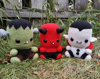 Halloween Crochet Pattern, Crochet Pattern, Vampire Pattern, Demon Pattern, Frankenstein Pattern, Amigurumi Pattern, PDF Crochet Pattern