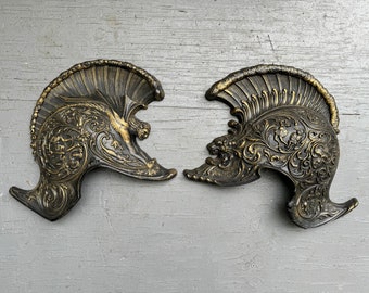 Vintage Syroco Roman helmet wall art